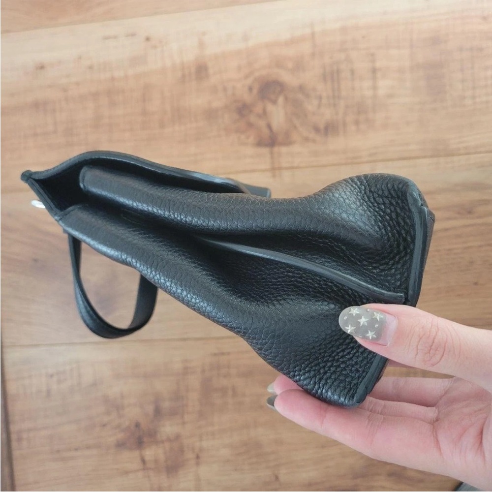 Gucci Dark Leather Satchel - Picture 6 of 11